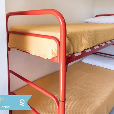 Se002 - Senigallia, Bilocale Fronte Mare Con Inclusa *